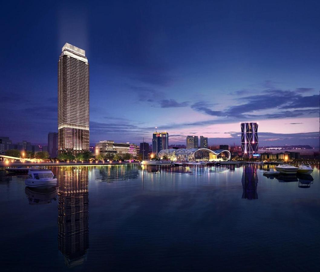 InterContinental Kaohsiung, an IHG Hotel Exterior foto The complex at night