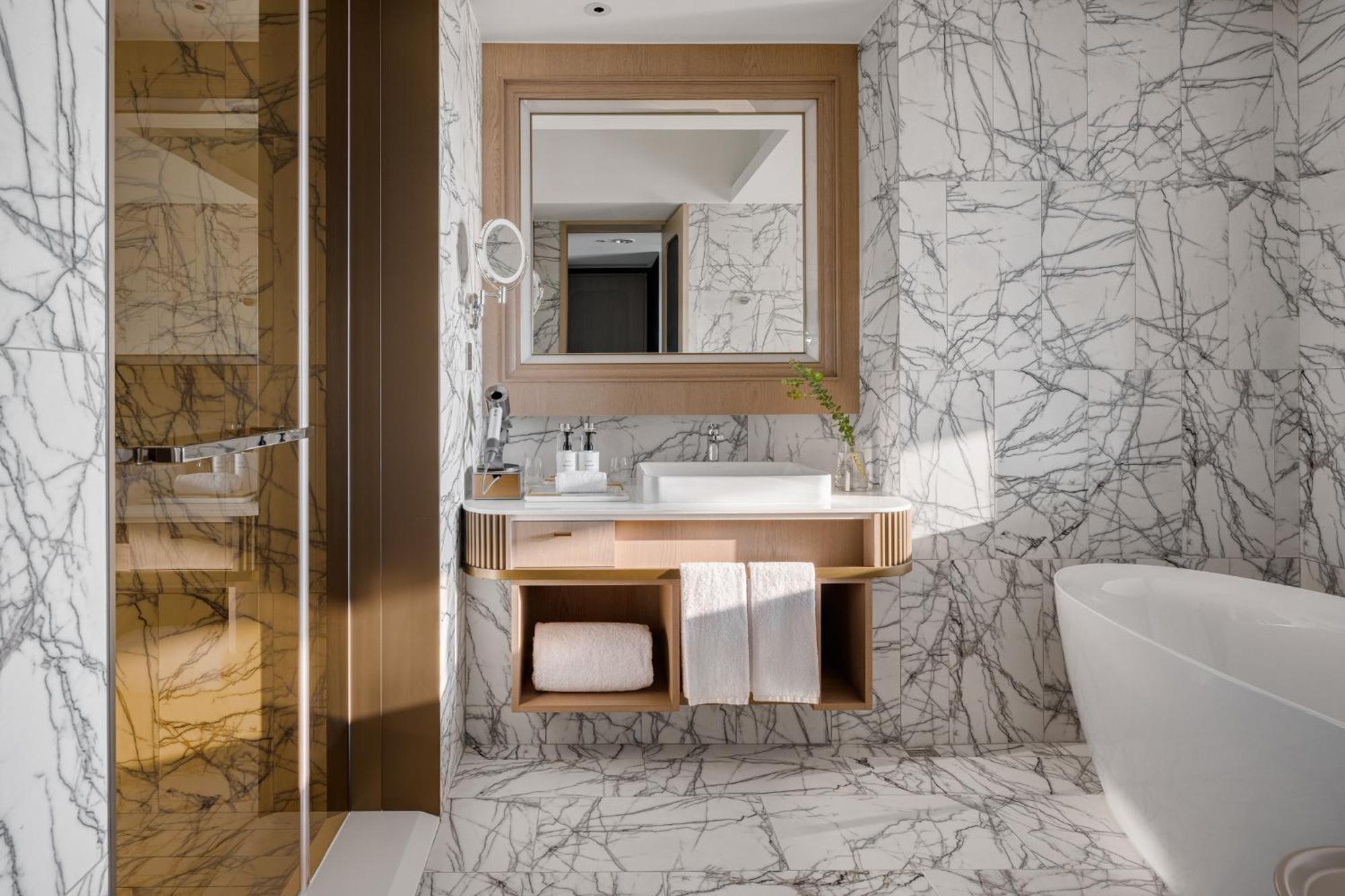 InterContinental Kaohsiung, an IHG Hotel Exterior foto Bathroom